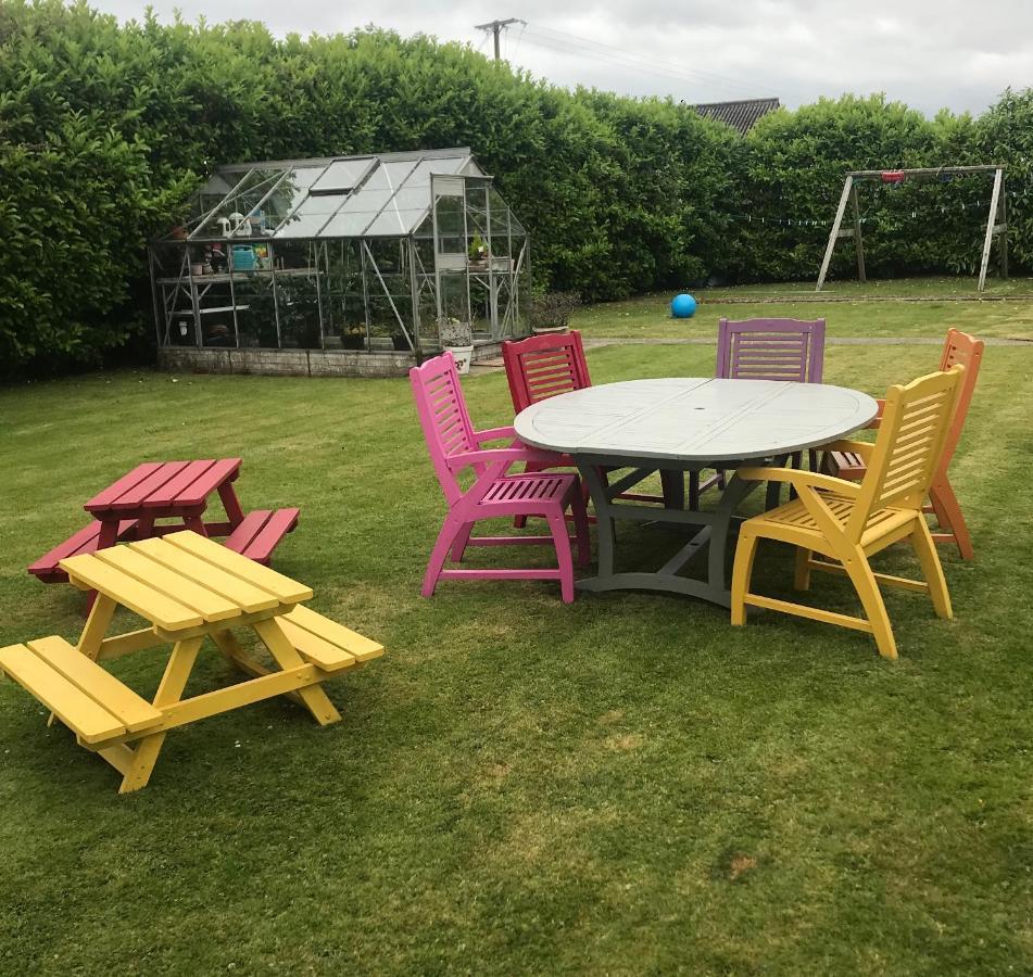 Kilkeel Bungalow - The Perfect Place To Stay ภายนอก รูปภาพ